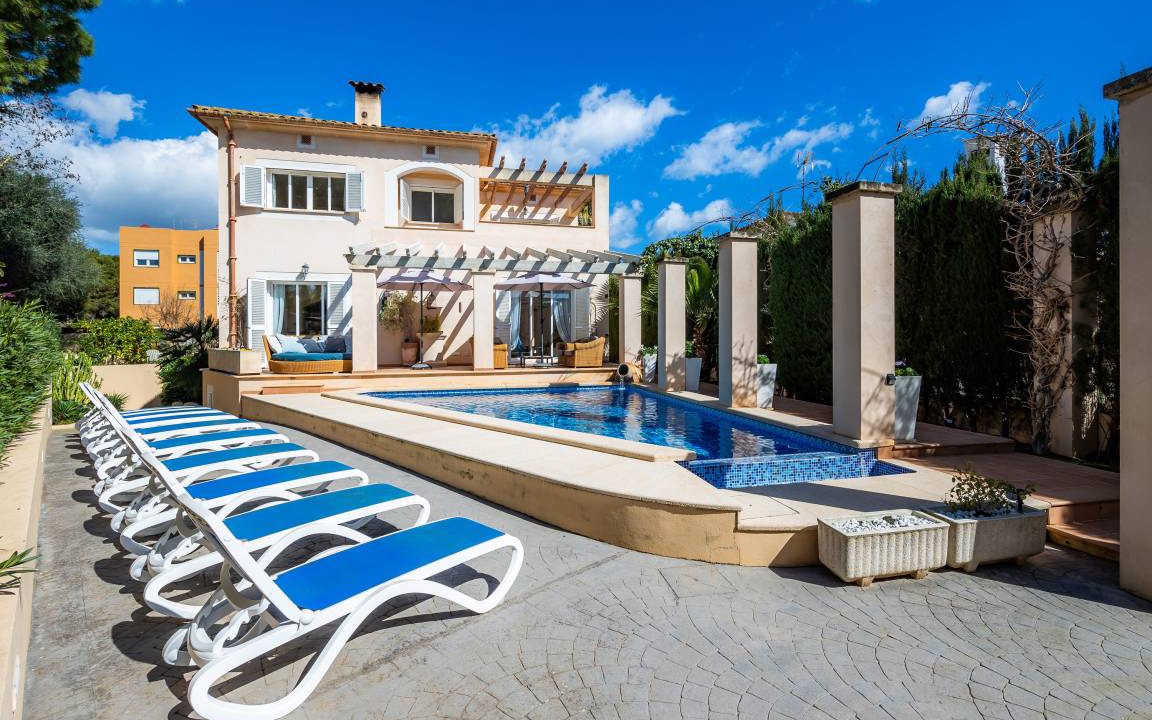 Photo of Others in Sa Coma