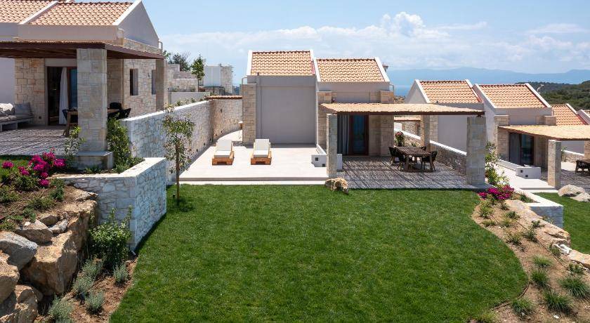 Photo of Others in Aristotelis