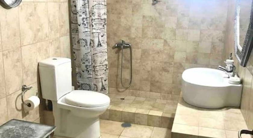 Photo of Bathroom in Trifylia