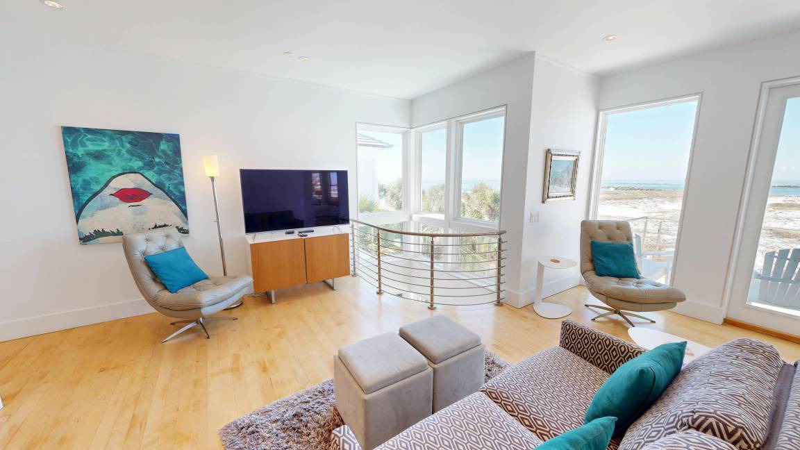 Photo of Others in Holiday Isle