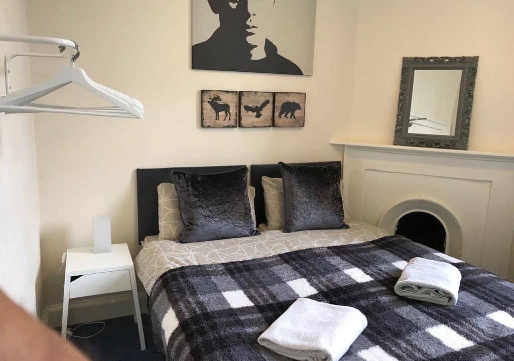 Photo of Bedroom in Tollcross