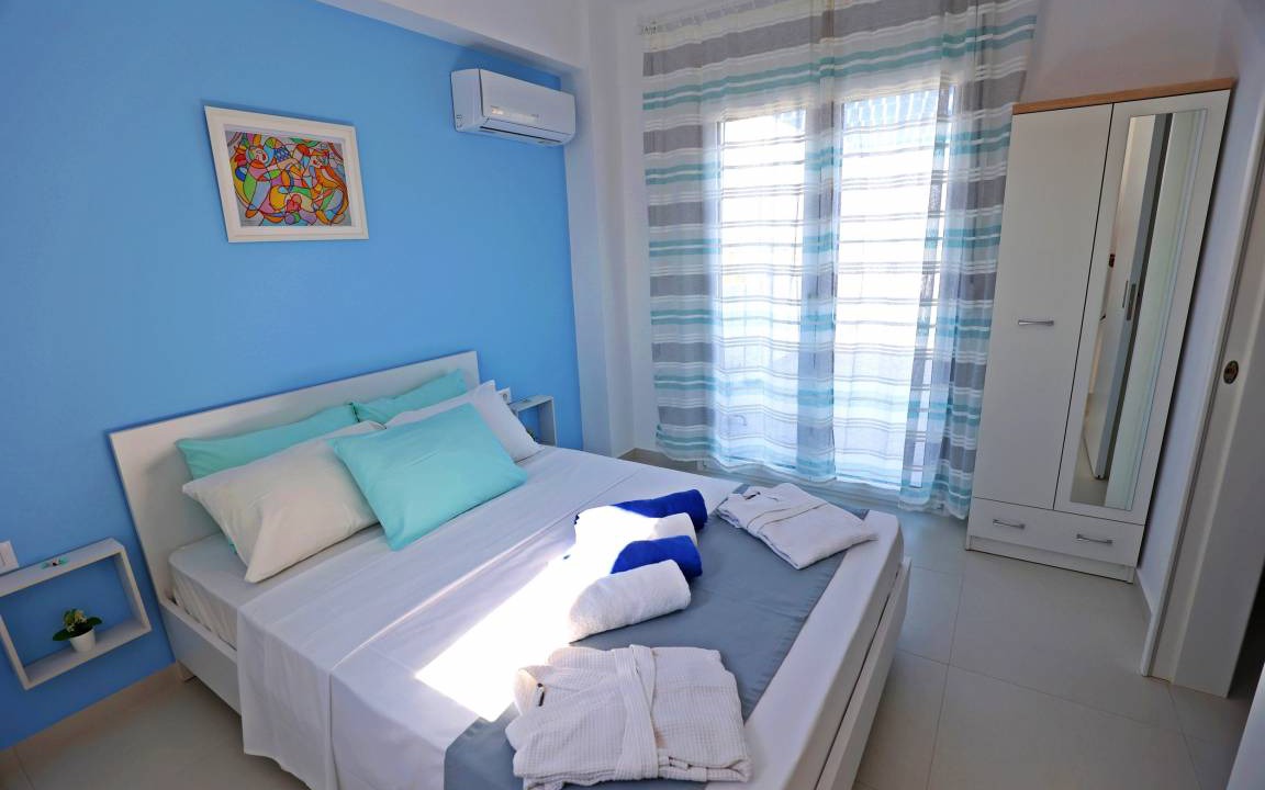 Photo of Others in Zipari