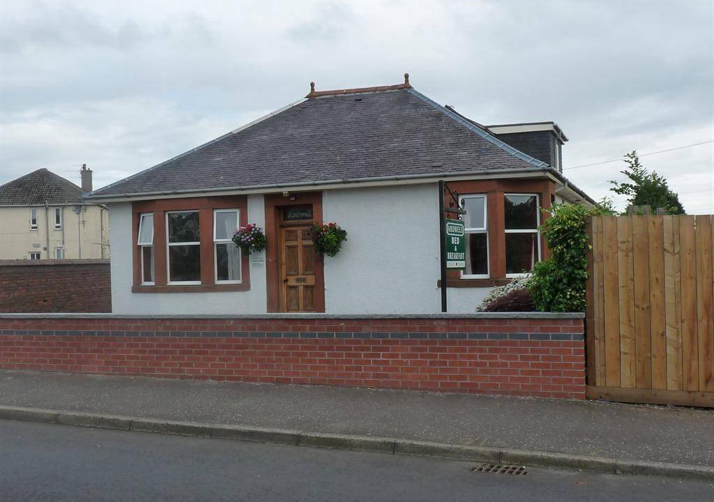 Photo of Buildings in Mauchline