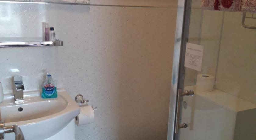 Photo of Bathroom in Dufftown