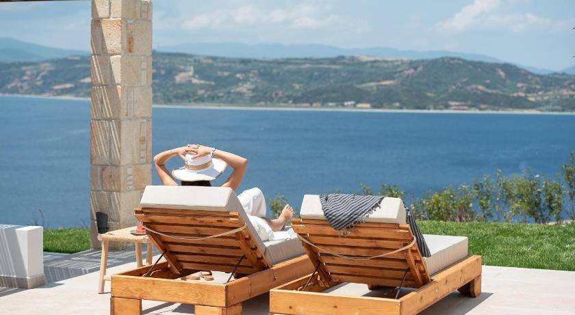 Photo of Others in Aristotelis