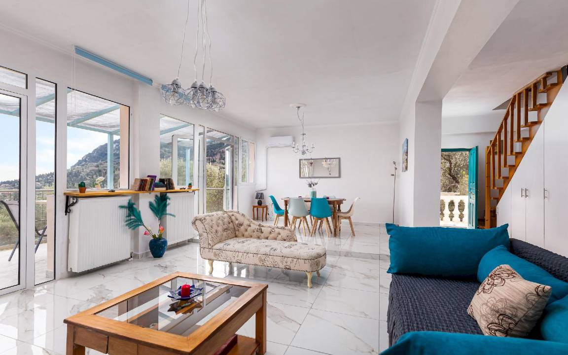 Photo of Livingroom in Benitses