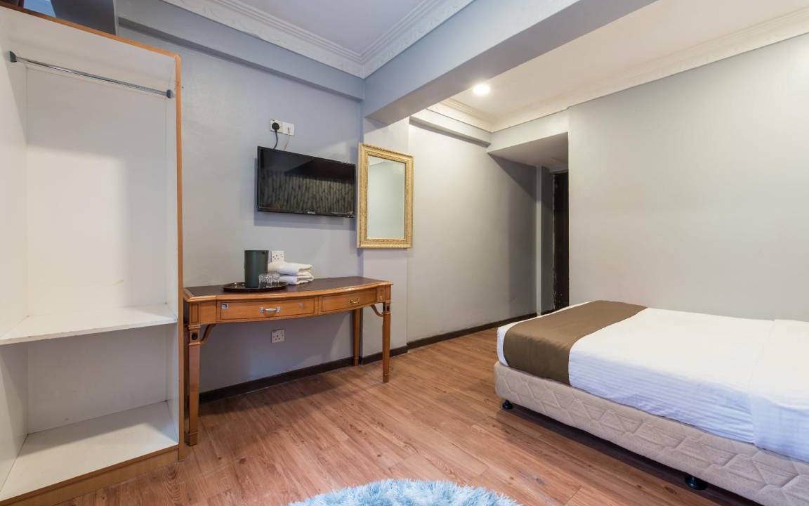 Photo of Bedroom in Medan Tuanku