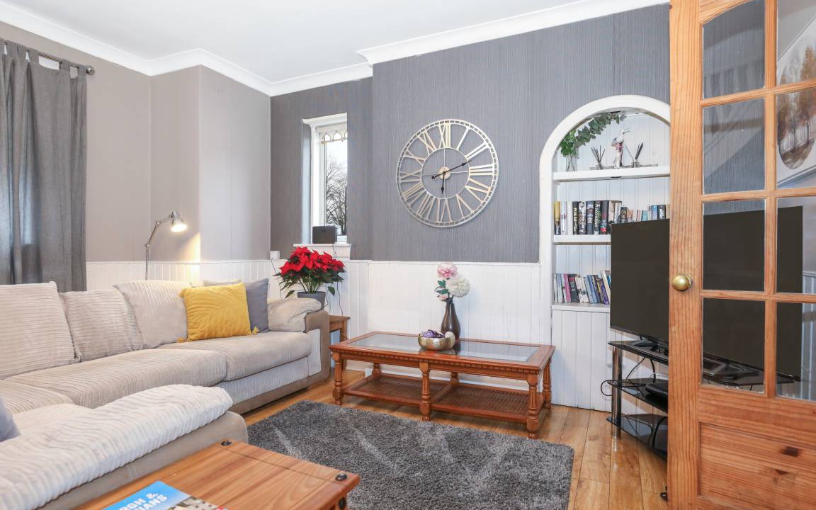 Photo of Livingroom in Gilmerton