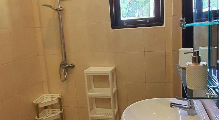 Photo of Bathroom in Bohorok
