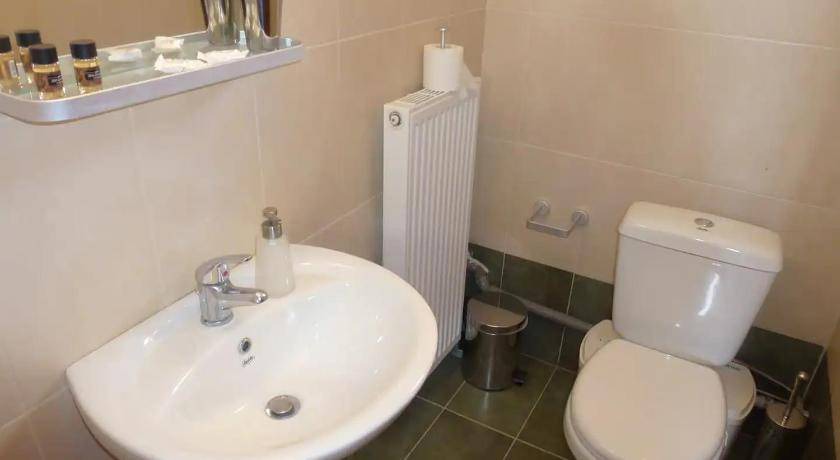 Photo of Bathroom in Leonidio