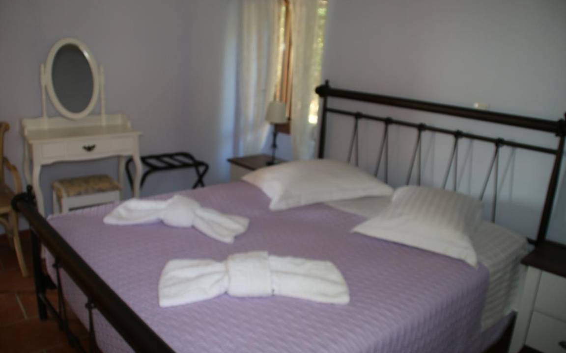 Photo of Bedroom in Tselendata