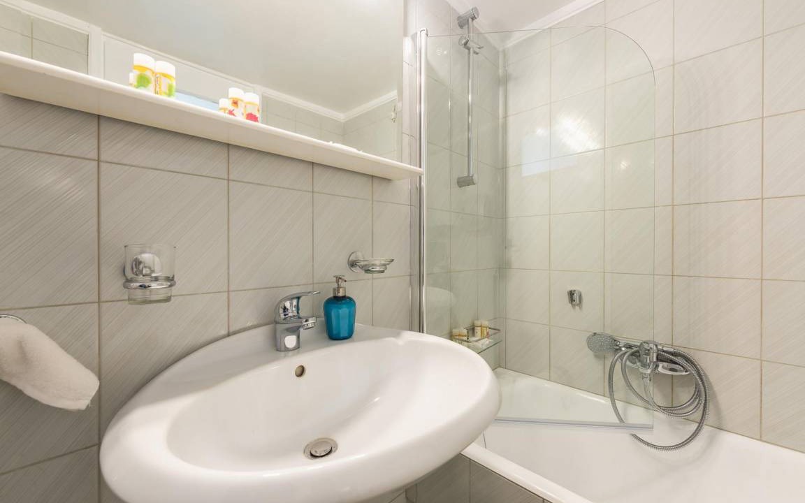 Photo of Bathroom in Ilisia