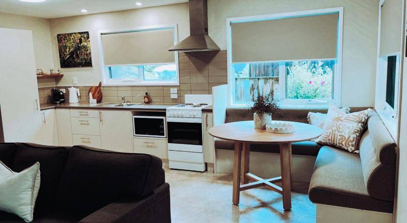 Photo of Livingroom in Adventure Bay