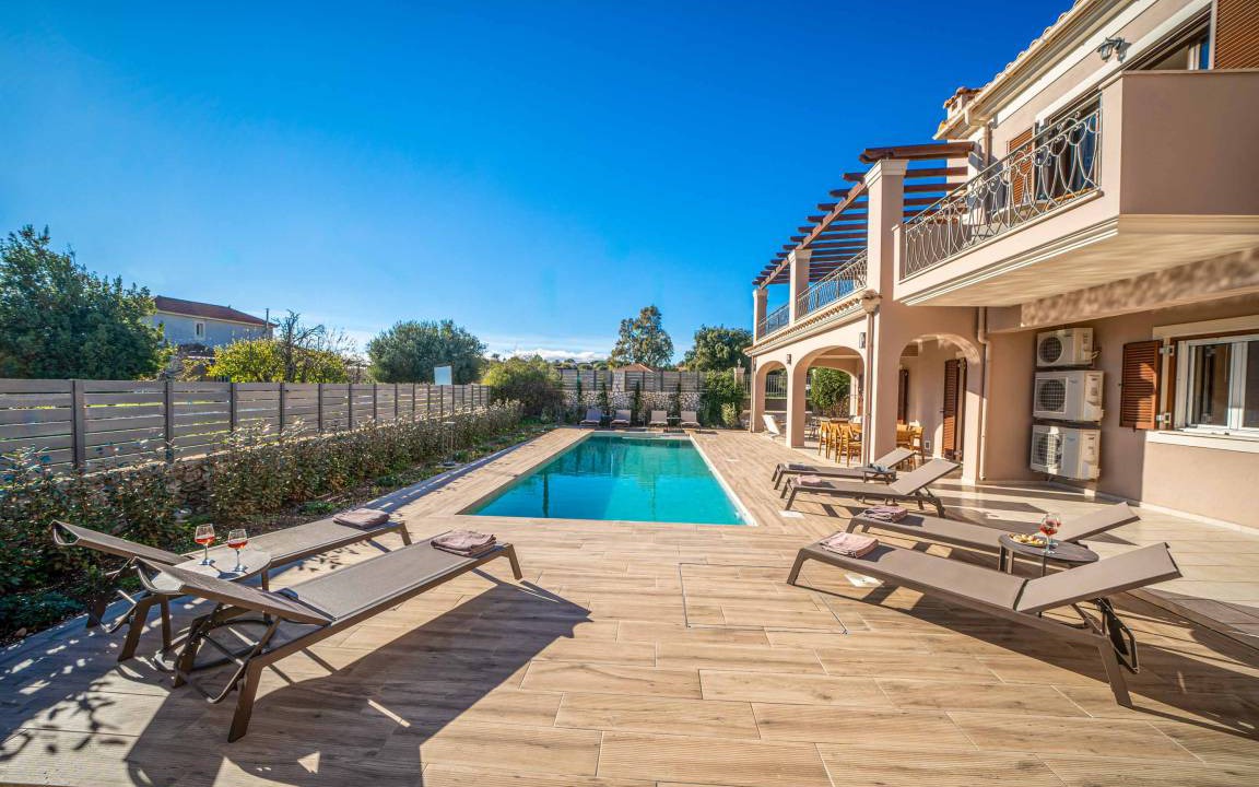 Photo of Outdoor in Thiramonas