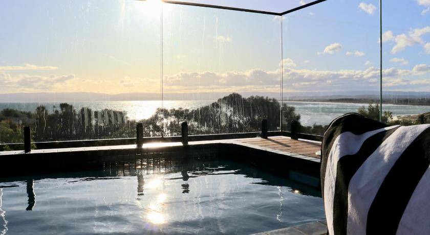 Photo of Others in Coles Bay