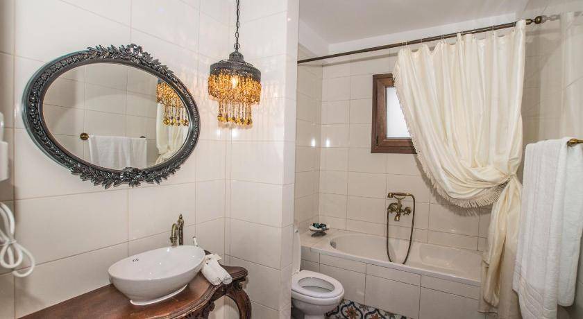 Photo of Bathroom in Polygyros
