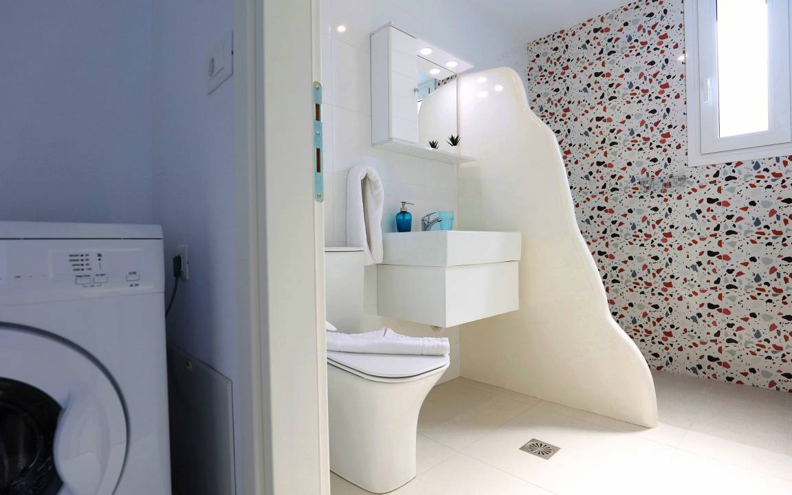 Photo of Others in Zipari