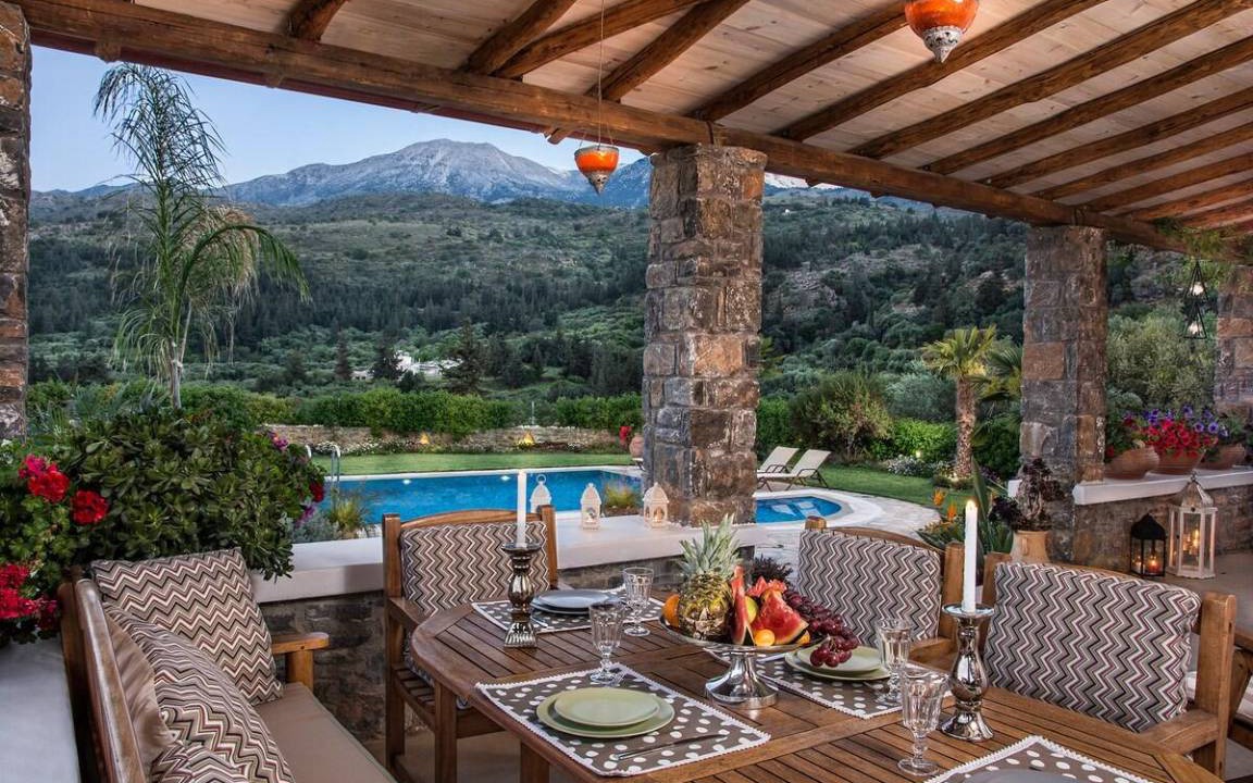 Photo of Patio Balcony in Pemonia