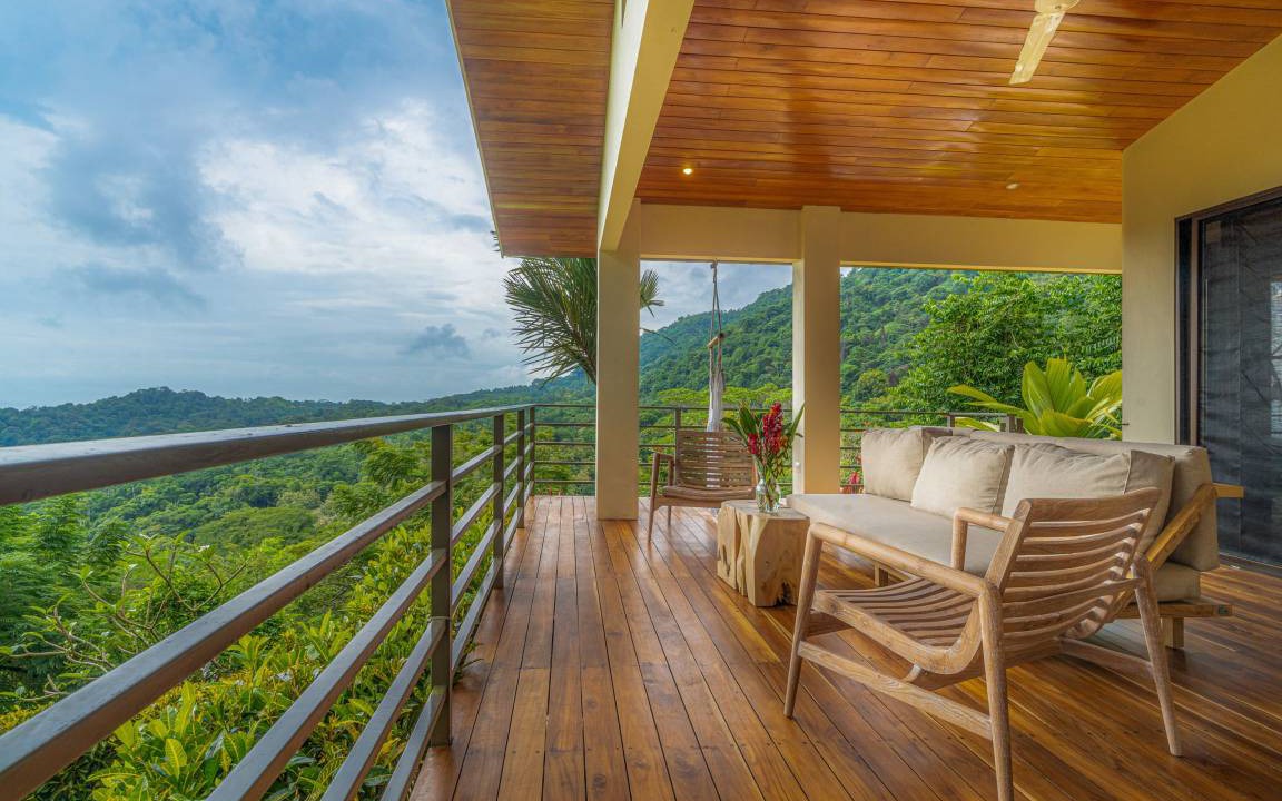 Photo of Patio Balcony in Dominical