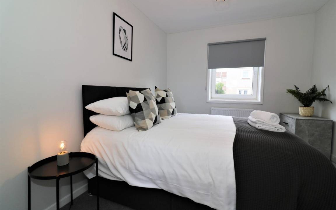 Photo of Bedroom in Caldercruix