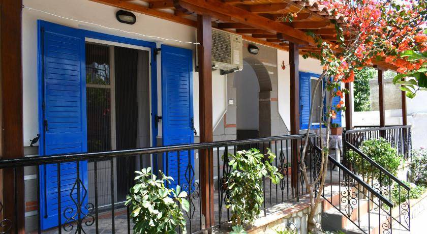 Photo of Others in Skiathos Town