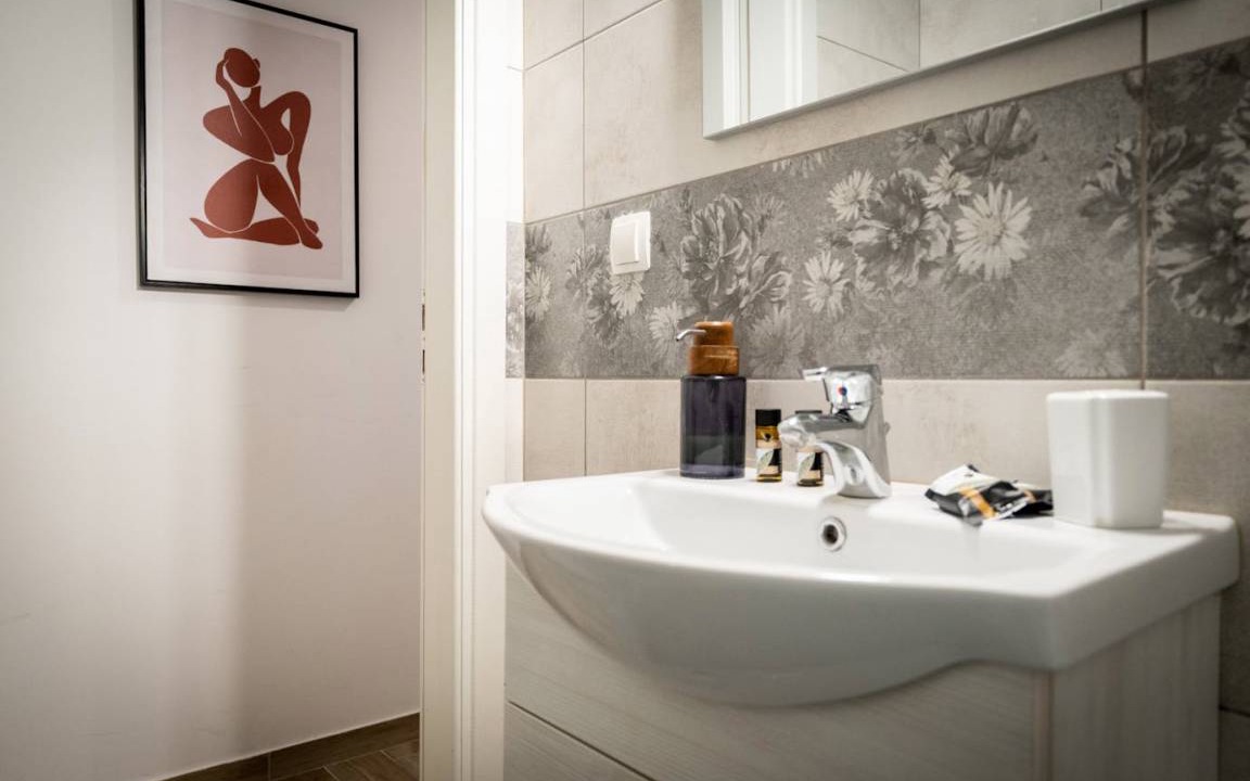 Photo of Bathroom in Pangrati