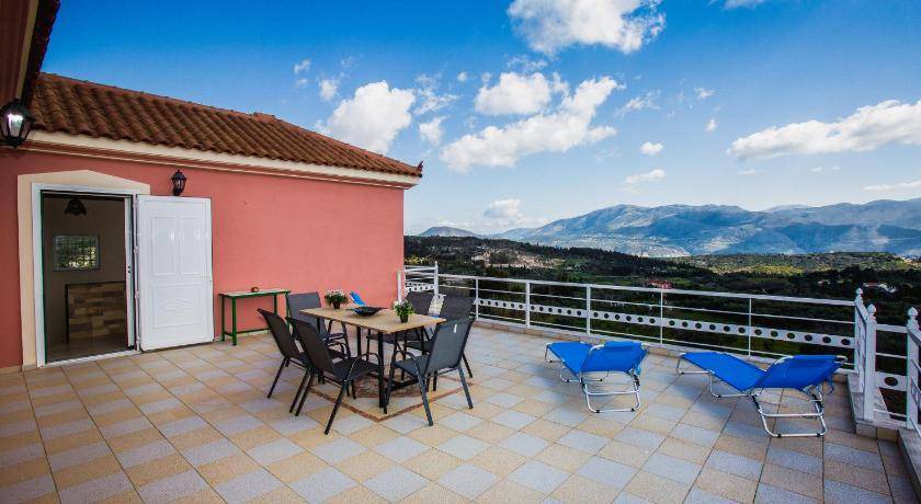 Photo of Patio Balcony in Paliki