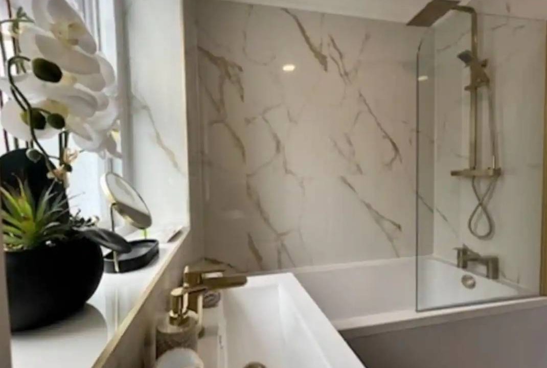Photo of Bathroom in City Centre Glasgow
