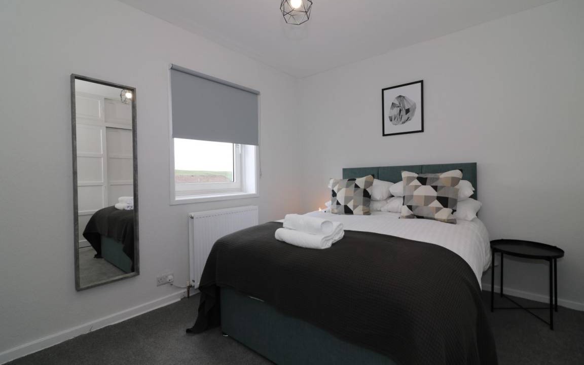 Photo of Bedroom in Caldercruix