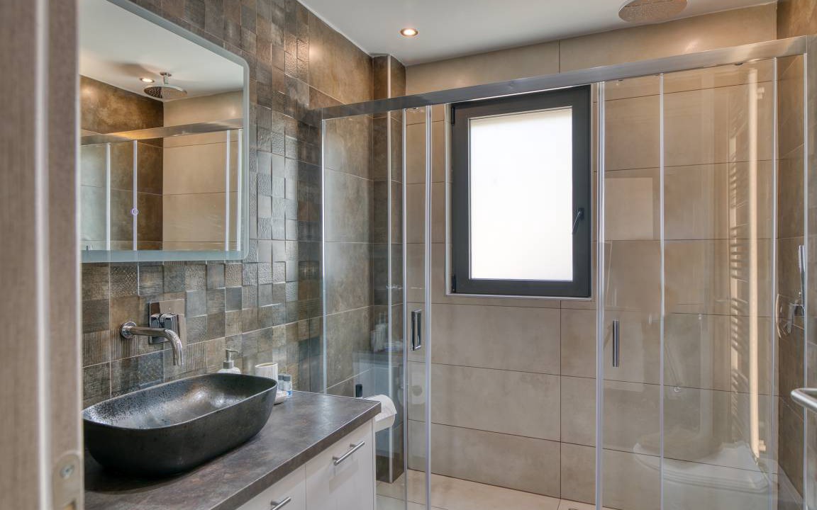 Photo of Bathroom in Zakharo