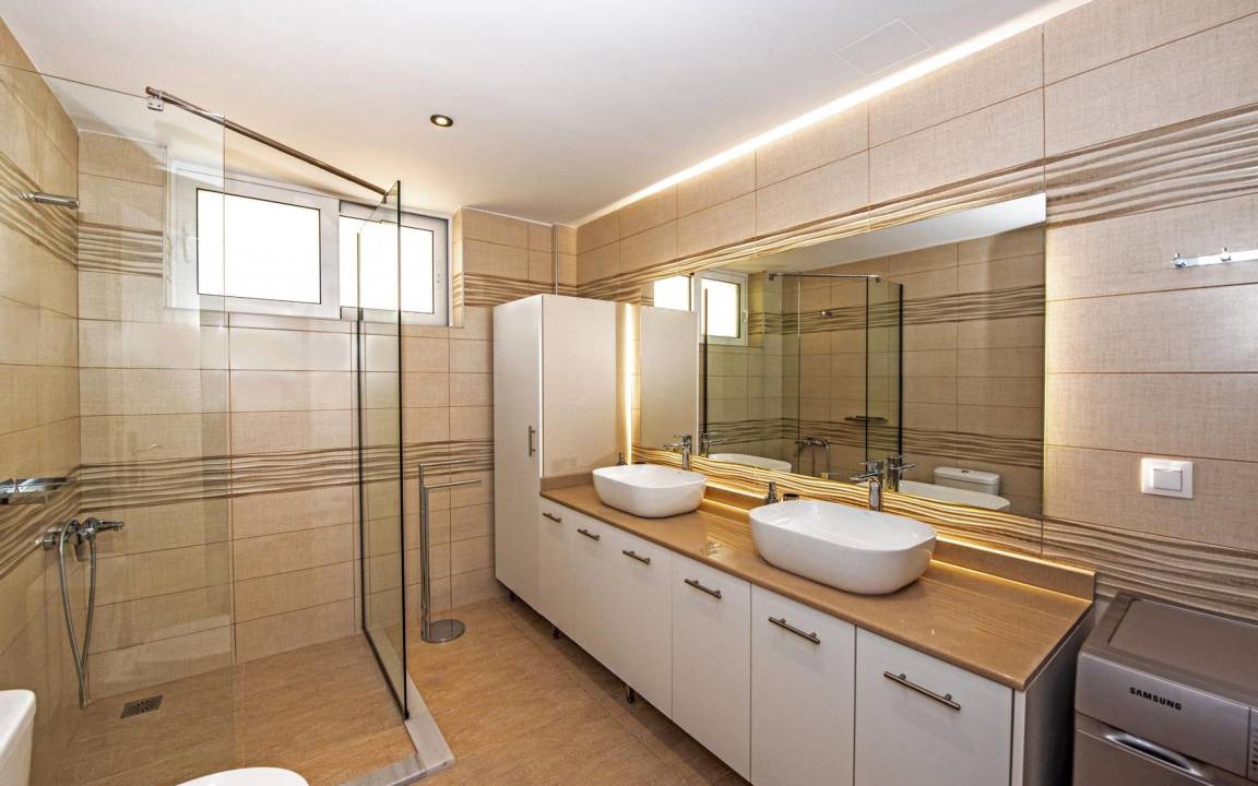 Photo of Bathroom in Gerani