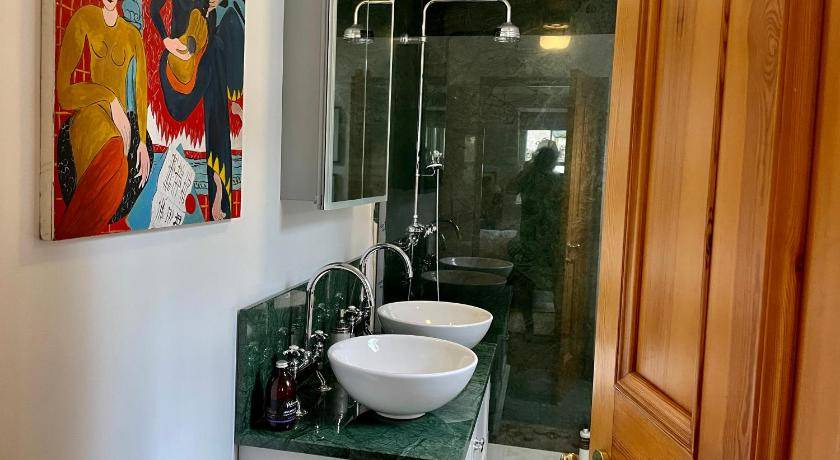 Photo of Bathroom in Garve