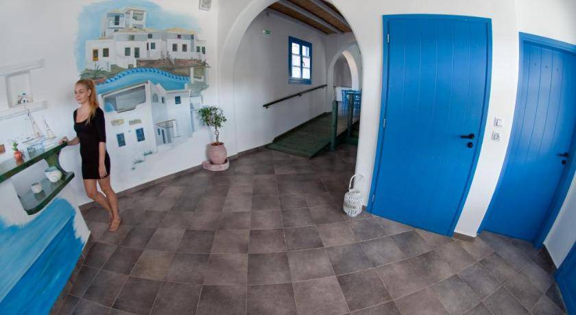 Photo of Bathroom in Foinikounta