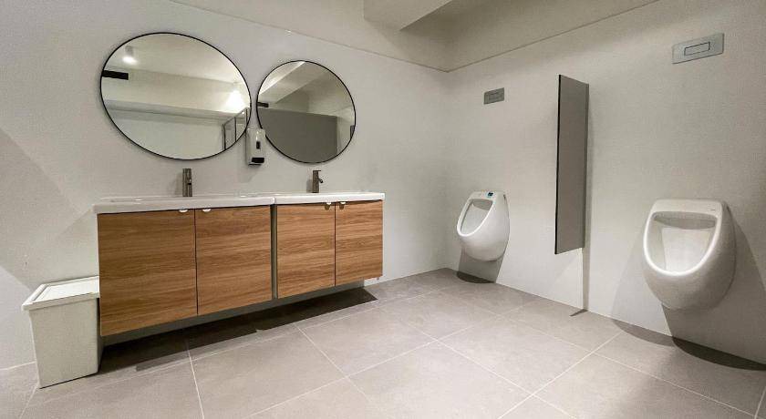 Photo of Bathroom in Hobart Central Business District
