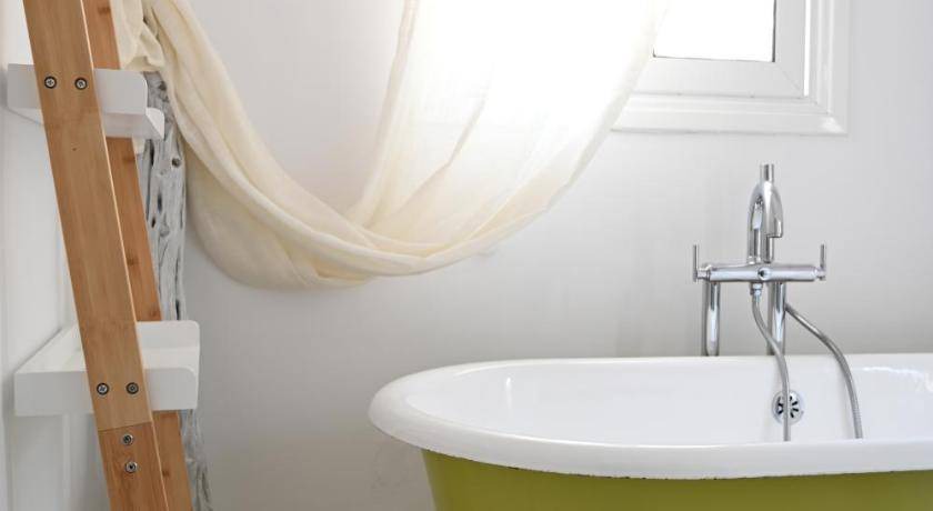 Photo of Bathroom in Vathy