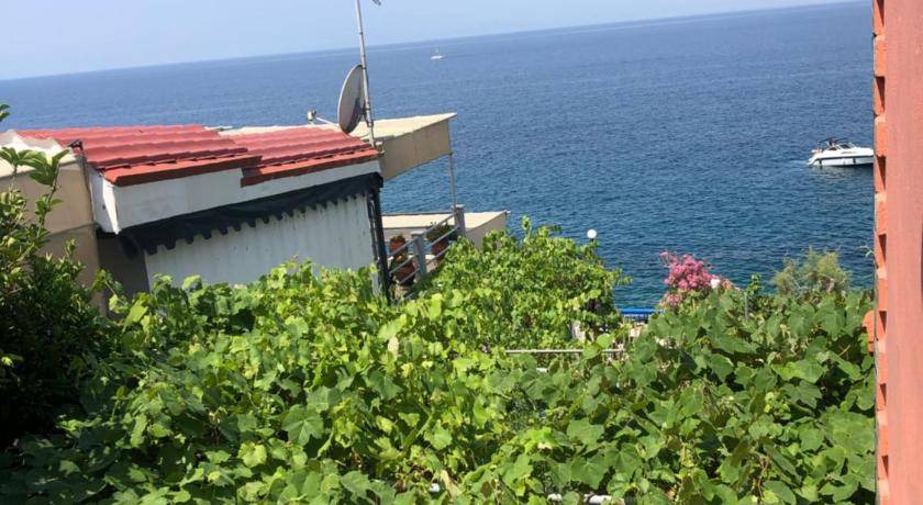 Photo of Others in Skala Marion