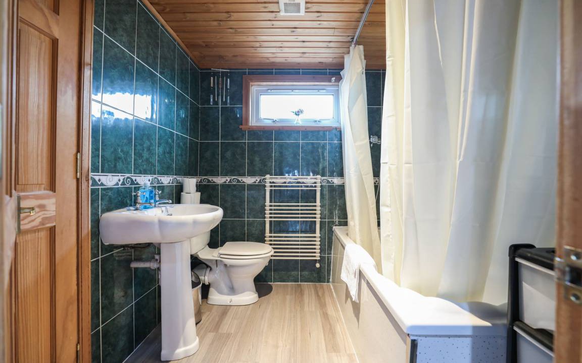 Photo of Bathroom in Gilmerton