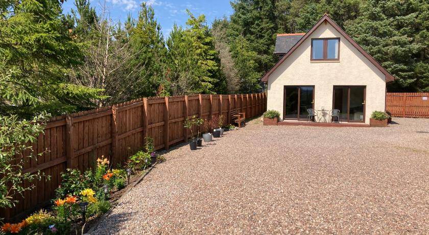 Photo of Others in Spean Bridge