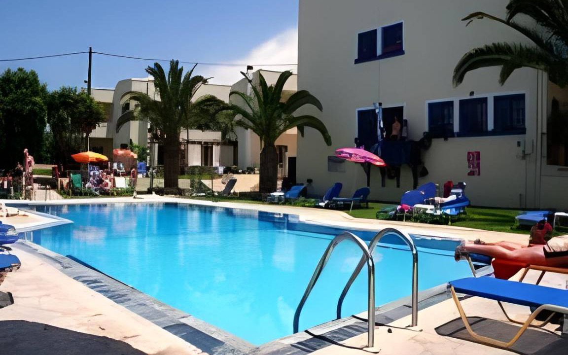 Photo of Others in Malia