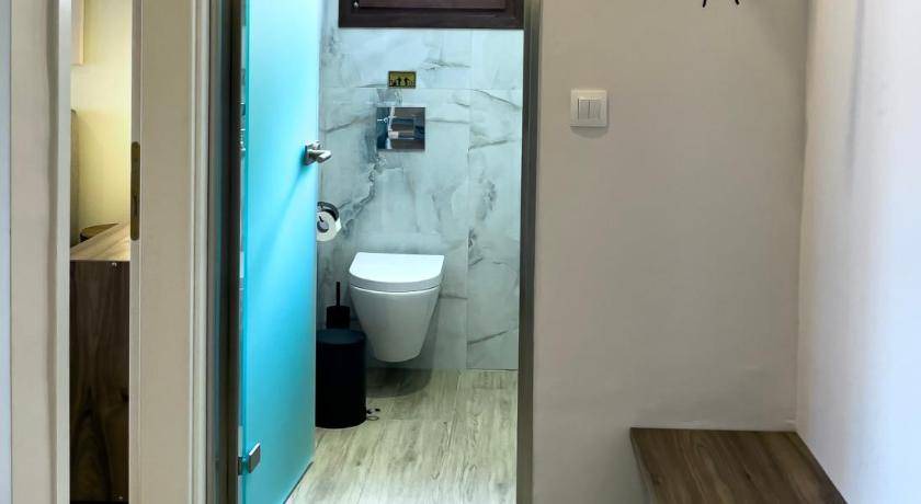 Photo of Bathroom in Ierissos