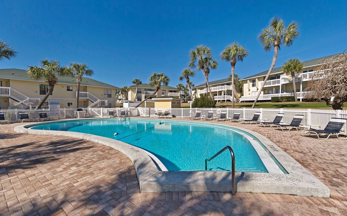 Photo of Others in Holiday Isle