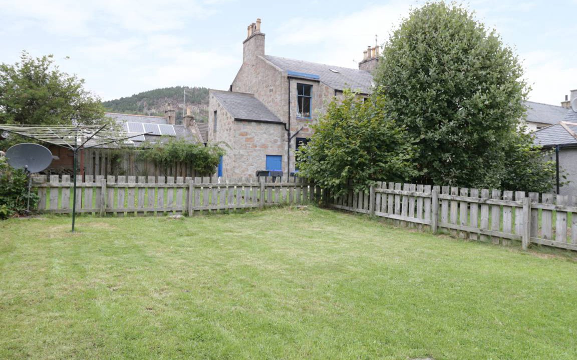 Photo of Others in Ballater