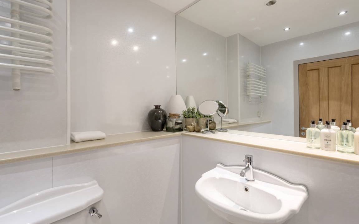 Photo of Bathroom in Newington