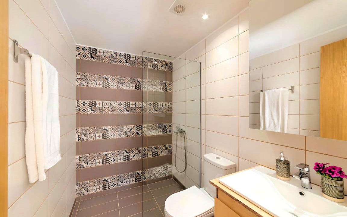 Photo of Bathroom in Vathi