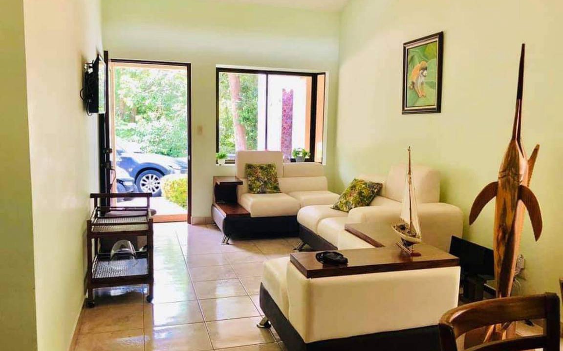 Photo of Livingroom in Jaco