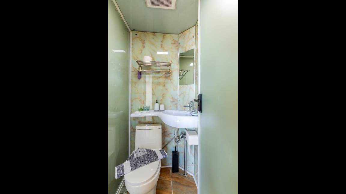 Photo of Bathroom in Thrapsano