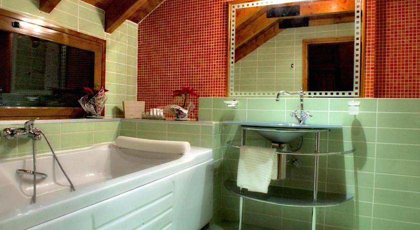 Photo of Bathroom in Kipoi