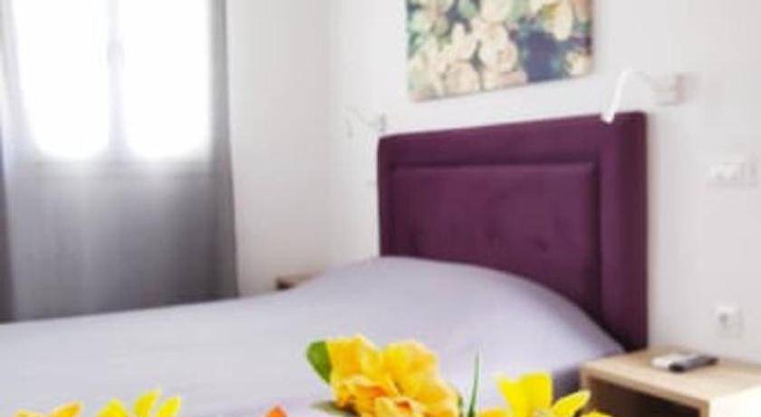 Photo of Bedroom in Platis Gialos