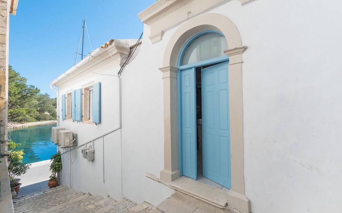Photo of Others in Gaios