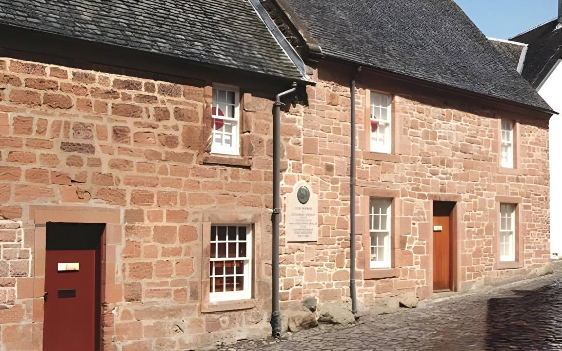Photo of Others in Mauchline